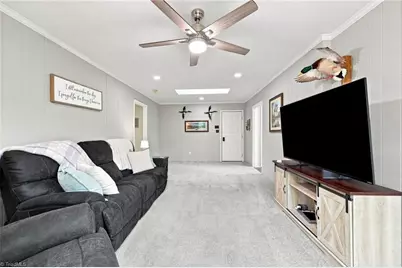 5275 Reynolda Road, Winston-Salem, NC 27106 - Photo 20