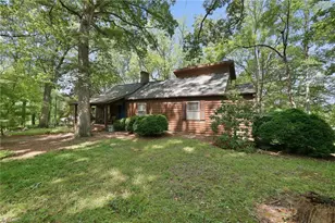 5275 Reynolda Rd, Winston-Salem, NC 27106 - Photo 2