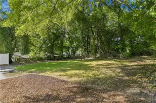 1610 W 1st St, Winston-Salem, NC 27104 - Photo 34