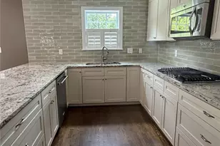 1111 Irving St, Winston-Salem, NC 27103 - Photo 8