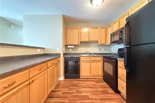1860 Crest Hollow Dr, Winston-Salem, NC 27127 - Photo 2