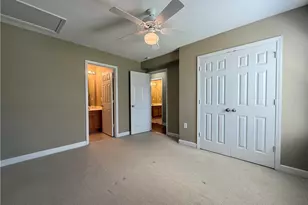 1860 Crest Hollow Dr, Winston-Salem, NC 27127 - Photo 8