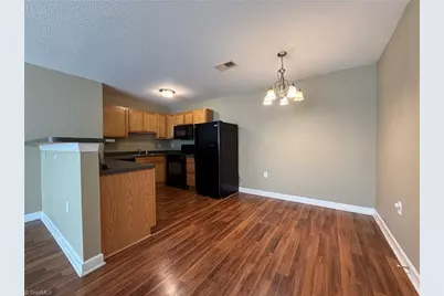 1860 Crest Hollow Drive #203, Winston-Salem, NC 27127 - Photo 4