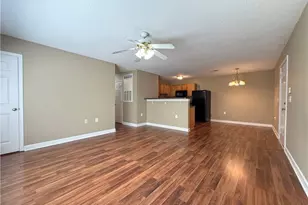 1860 Crest Hollow Dr, Winston-Salem, NC 27127 - Photo 6