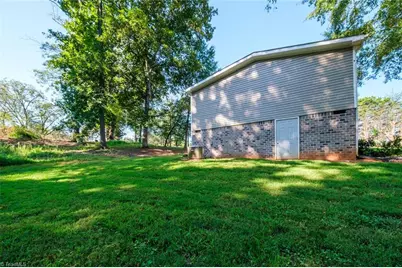 1317 Haire Road, Yadkinville, NC 27055 - Photo 4