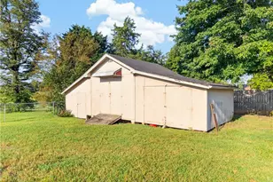 4393 Finch Farm Rd, Trinity, NC 27370 - Photo 26