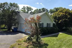 1701 Greenhill Rd, Mount Airy, NC 27030 - Photo 4