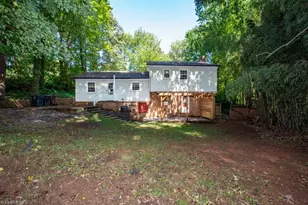 5809 Carriage Ln, Greensboro, NC 27410 - Photo 10