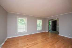 5809 Carriage Ln, Greensboro, NC 27410 - Photo 18