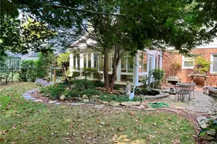 3011 Henderson Rd, Greensboro, NC 27410 - Photo 8