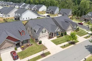 2560 Glenkirk Dr, Burlington, NC 27215 - Photo 6