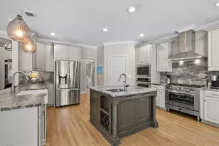 8238 Ipswich Ct, Summerfield, NC 27358 - Photo 10