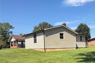 3028 Sparta Rd, North Wilkesboro, NC 28659 - Photo 34