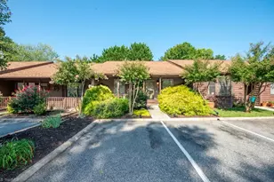 397 James Ct, High Point, NC 27265 - Photo 2