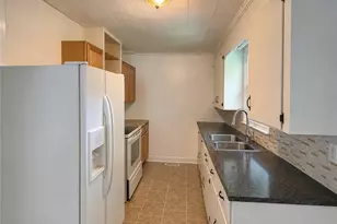111 Arbor St, Boonville, NC 27011 - Photo 6