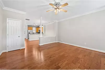 205 Southside Square, Greensboro, NC 27406 - Photo 4