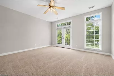 205 Southside Square, Greensboro, NC 27406 - Photo 16