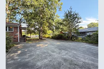 16 Vivian Street, Thomasville, NC 27360 - Photo 28