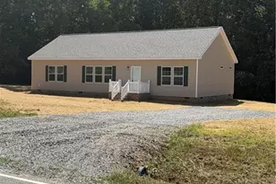 5101 Center Rd, Jonesville, NC 28642 - Photo 2