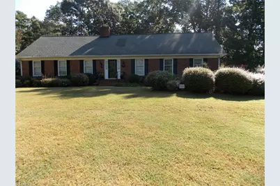 4915 Warfield Drive, Greensboro, NC 27406 - Photo 2