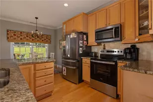 196 Freemont Dr, Thomasville, NC 27360 - Photo 14