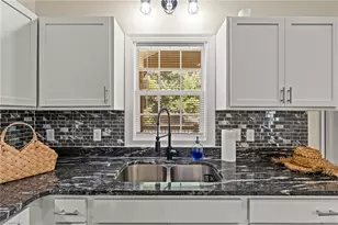 920 Fairway Ave, Thomasville, NC 27360 - Photo 12