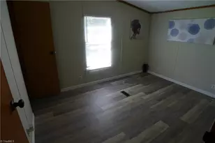 2005 Monico Ln, Yadkinville, NC 27055 - Photo 26
