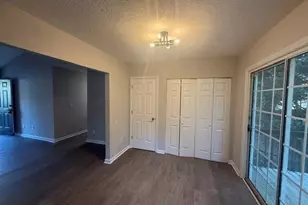 3803 Dartford Dr, Greensboro, NC 27407 - Photo 6