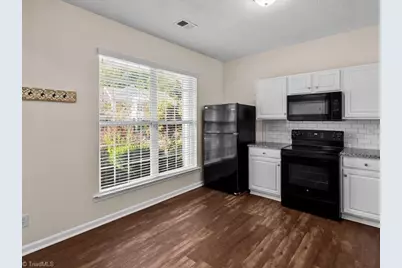 3967 Elizabeth Glen Way, Jamestown, NC 27282 - Photo 6