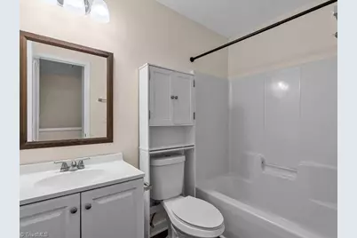 3967 Elizabeth Glen Way, Jamestown, NC 27282 - Photo 22