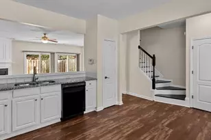 3967 Elizabeth Glen Way, Jamestown, NC 27282 - Photo 4
