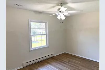 329 Hunter Hills Street, North Wilkesboro, NC 28659 - Photo 10