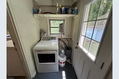 4403 Edgemore Road, Greensboro, NC 27455 - Photo 14