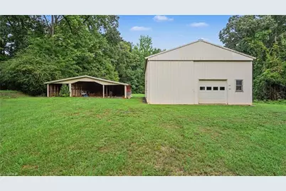 876 Brooklyn Avenue, Ramseur, NC 27316 - Photo 16