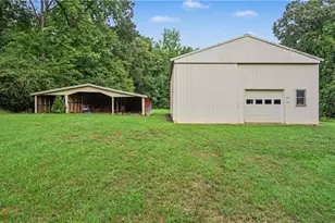 876 Brooklyn Ave, Ramseur, NC 27316 - Photo 16