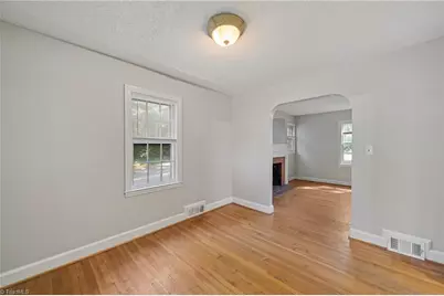 900 Knollwood Street, Winston-Salem, NC 27103 - Photo 8