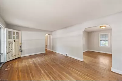 900 Knollwood Street, Winston-Salem, NC 27103 - Photo 4