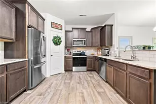 562 Freeport Ct, Winston-Salem, NC 27127 - Photo 12