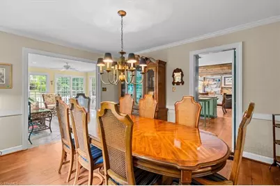 2109 Medford Lane, Greensboro, NC 27408 - Photo 8