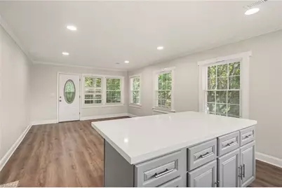 933 E King Street, King, NC 27021 - Photo 16
