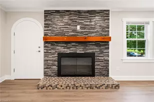 933 E King St, King, NC 27021 - Photo 6