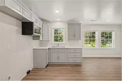 933 E King Street, King, NC 27021 - Photo 12