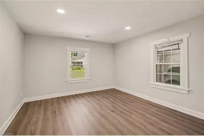 933 E King Street, King, NC 27021 - Photo 18