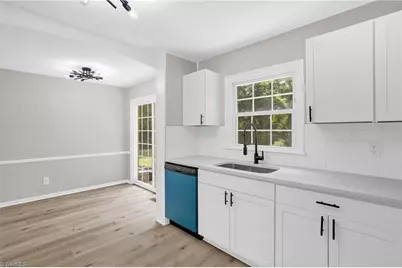 523 Osborne Road, Winston-Salem, NC 27103 - Photo 12
