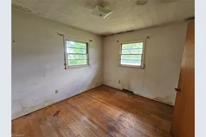 1234 S Third Street, Mebane, NC 27302 - Photo 10