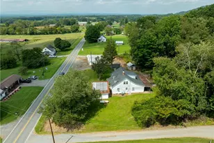 2316 Swan Creek Rd, Jonesville, NC 28642 - Photo 4