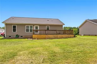 109 McCleskey Dr, Yadkinville, NC 27055 - Photo 36