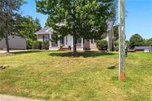 109 McCleskey Dr, Yadkinville, NC 27055 - Photo 32