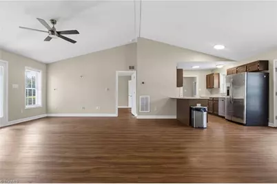 109 McCleskey Drive, Yadkinville, NC 27055 - Photo 4
