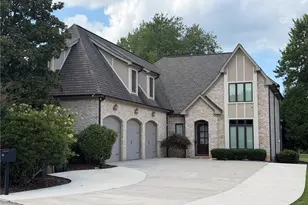 27 Carlson Terrace, Greensboro, NC 27410 - Photo 2